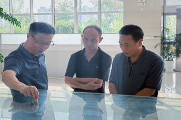 云南省昭通市政协赴威客电竞集团调研 深刻调查智能造作与5G利用成就