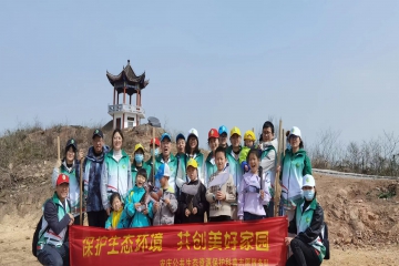 东风新雨后   植树正其时 ——湿地生态；た破兆栽刚呓幼3.12”使命植树活动
