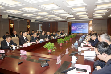 招才引智高校行，推动城市人才双向奔赴 ——我司应邀参与市人社“招才引智江南大学高校杏妆活动 